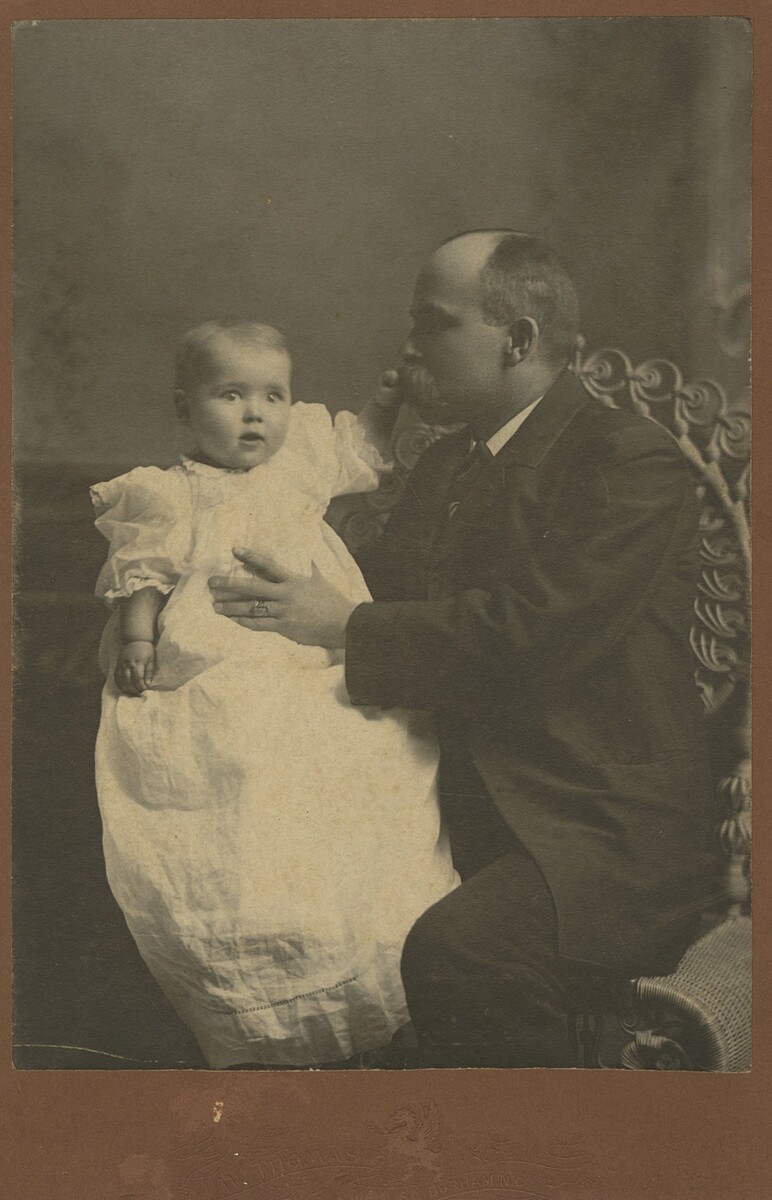 E. Herron & L. Herron.jpg