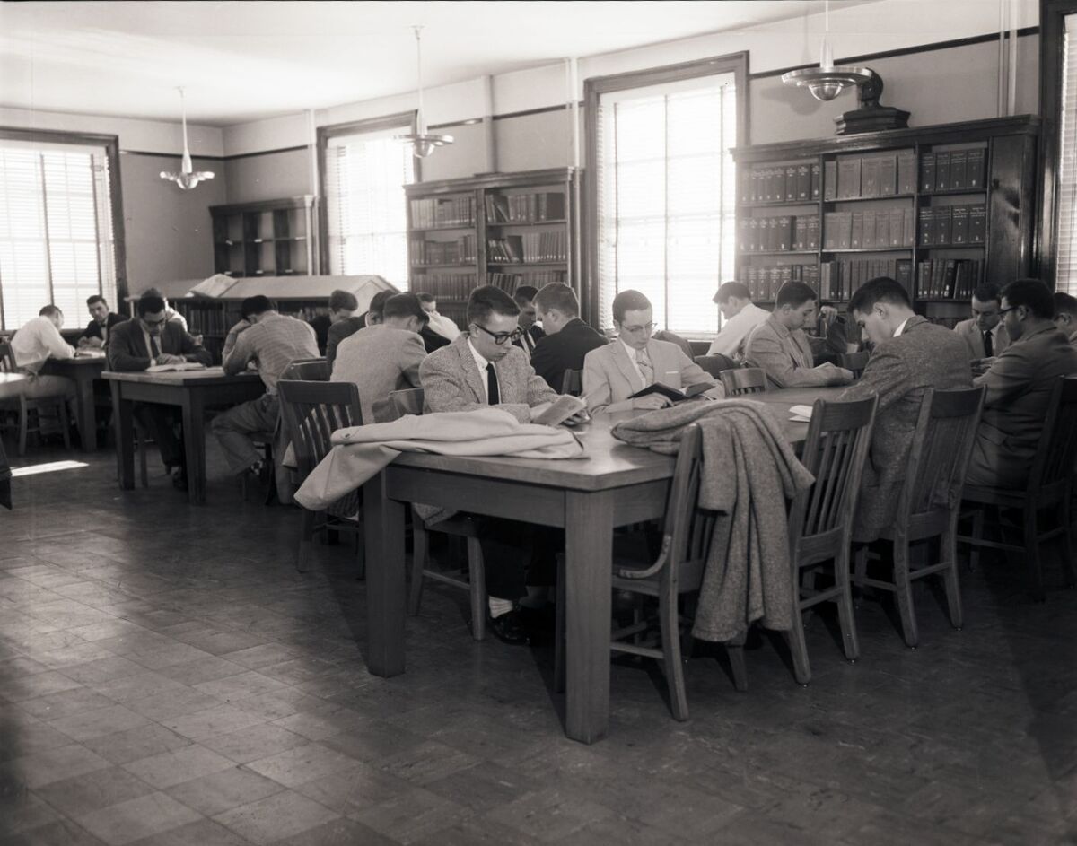 Library 1.jpg